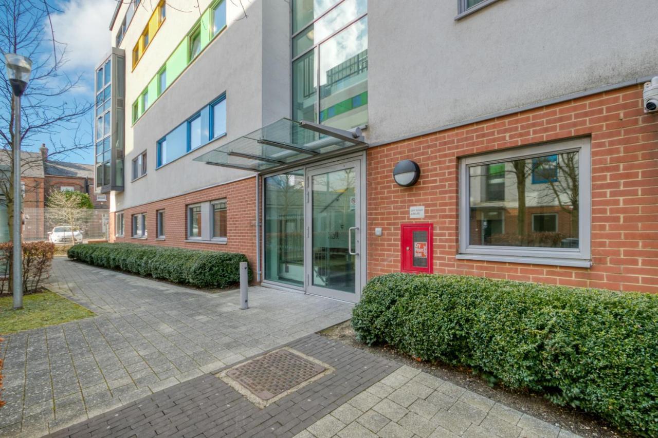 Bright & Central Room In Luton, Sleeps 2 루턴 외부 사진